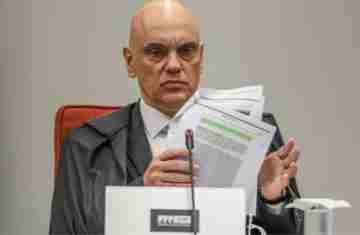 Moraes diz que defesa de Bolsonaro poderá acompanhar acareação de Cid 